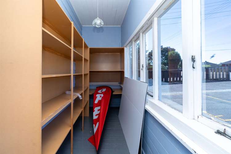 361 Cobham Drive Hillcrest_8