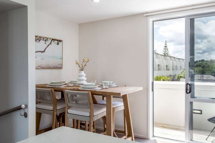 25/3 Riverside Road Orewa_8
