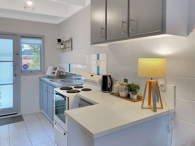 3/72 Flanshaw Road Te Atatu South_5