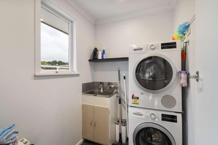2 Croxley Place Terrace End_22