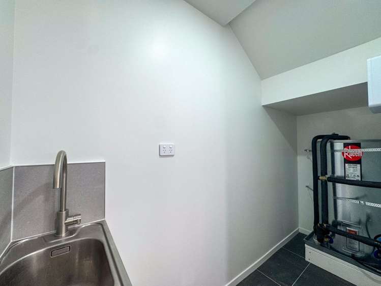 12/21 Eastview Road 10026_9