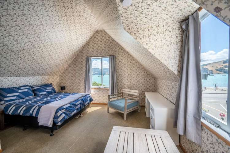 3a Beach Road Akaroa_10