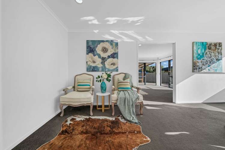 2/12 Solana Court Botany Downs_12