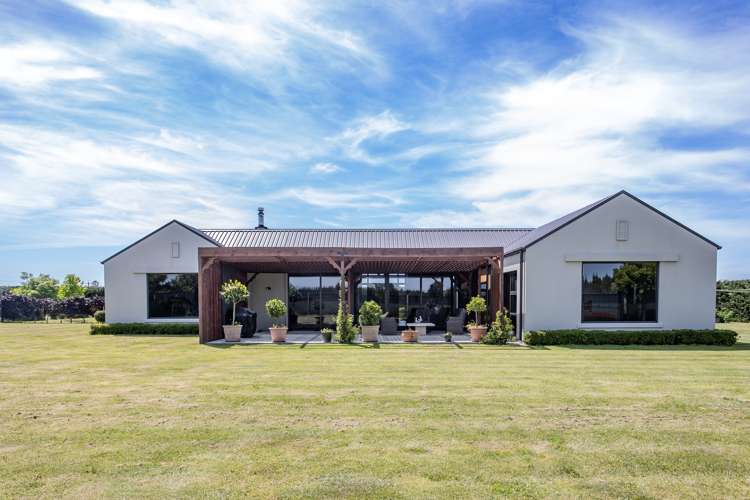 447 Oxford Road Fernside_18