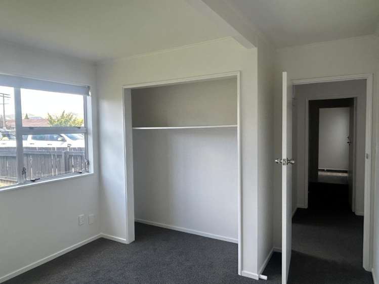 3/2 Percy Street 10706_9