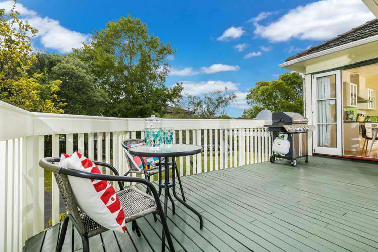 1/235 Lake Road Belmont_5