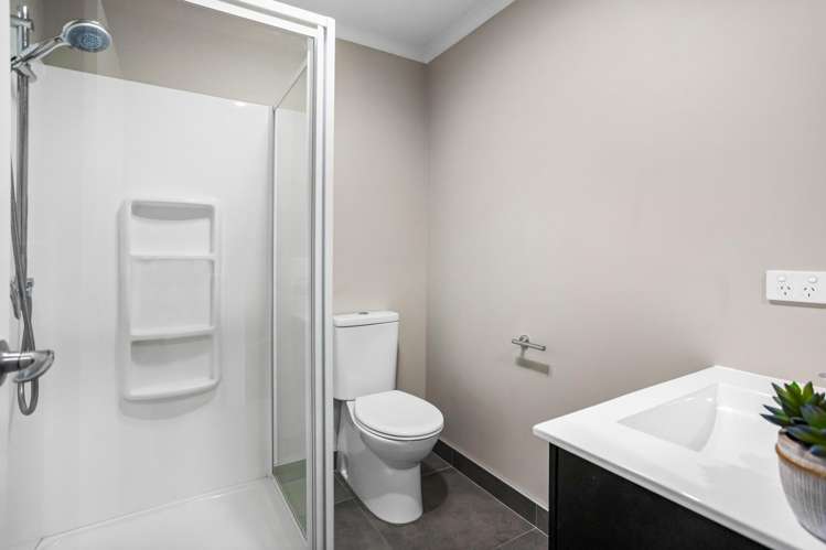 13 Kerewhenua Crescent Hobsonville_16