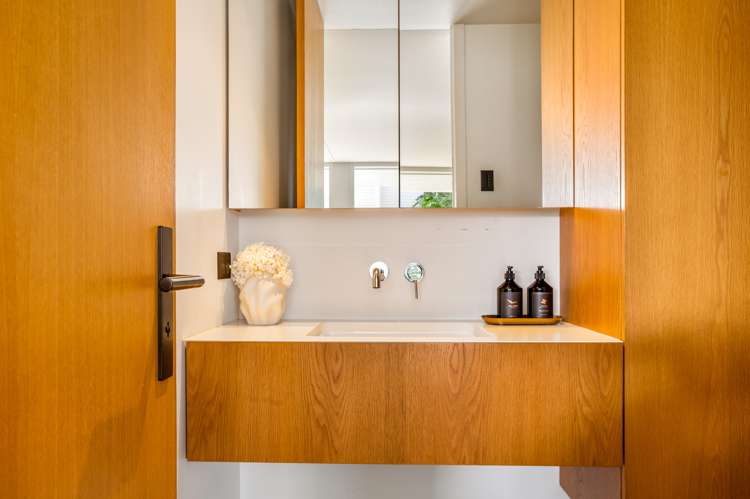 215 Jervois Road Herne Bay_23