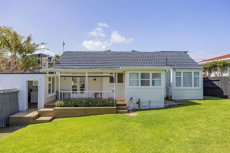 1/180 Lake Road Northcote_3