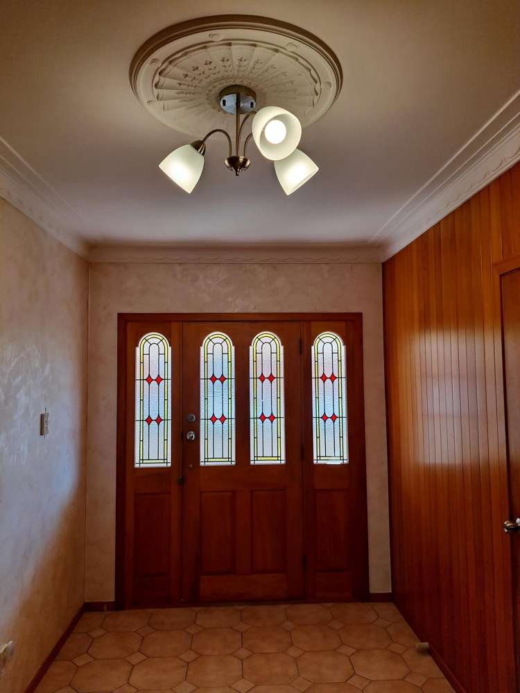 91 Royal View Road Te Atatu South_12