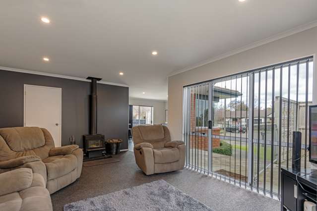 42 Caroline Drive Feilding_2