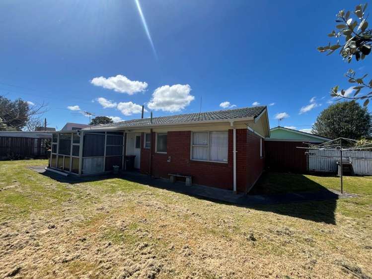 92b Clevedon Road Papakura_11