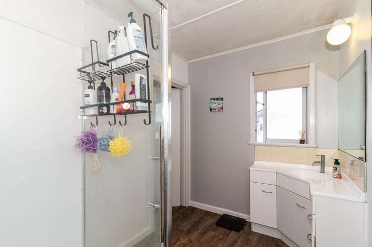 12 Hillary Crescent Maraenui_11