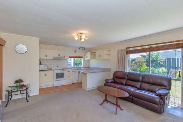 38 Te Kiri Street Himatangi Beach_2