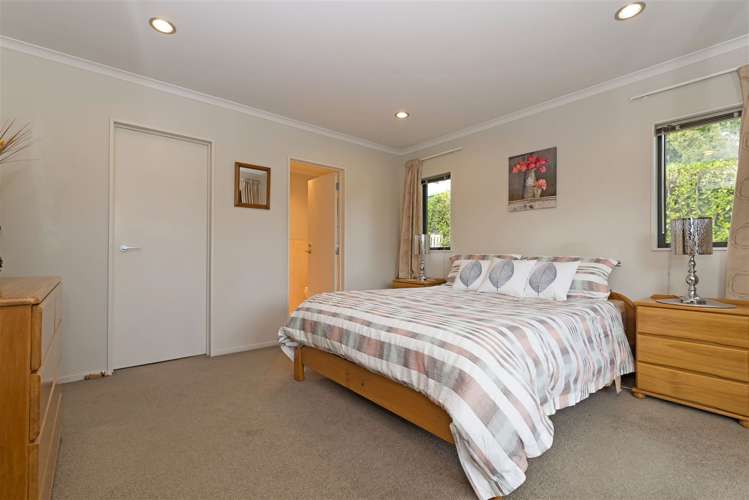 5 Bonny Crescent Massey_27