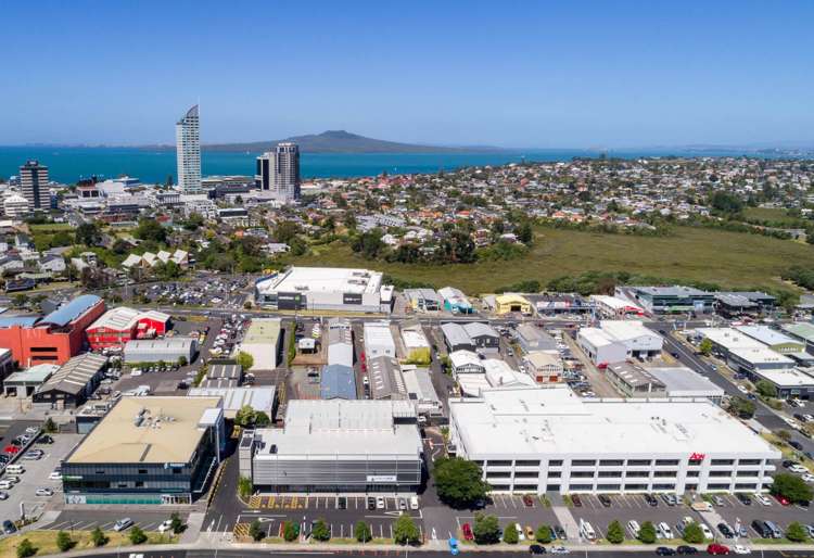 Level 1/4 Fred Thomas Drive Takapuna_2