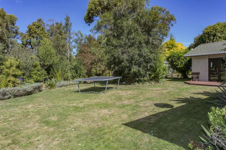 3 Woodfield Place Woodend_19