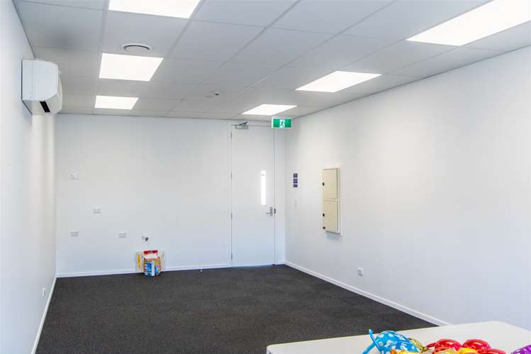 Office 3A/15 Central Boulevard Silverdale_3