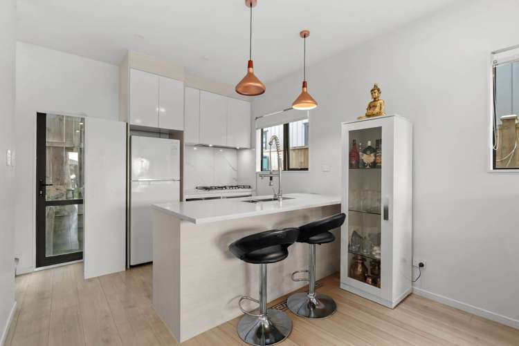 2 Christella Street Flat Bush_2