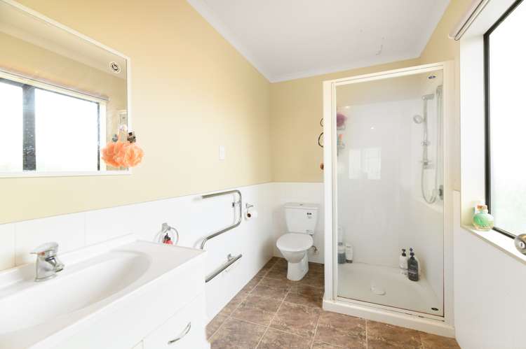 19 Andover Way Goodwood Heights_12