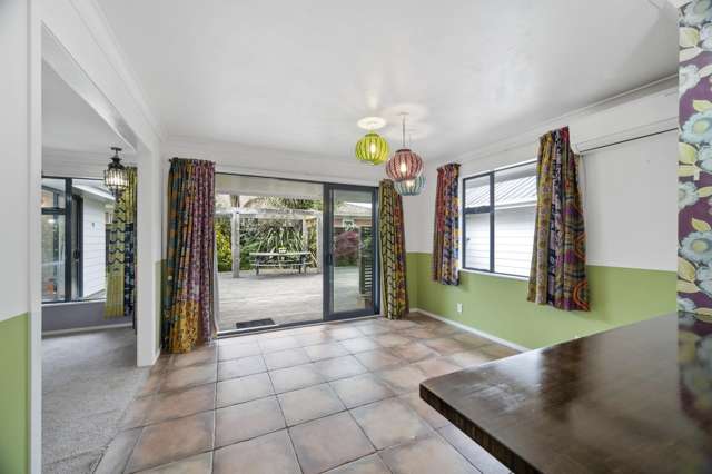 8B Holland Street Glenholme_2