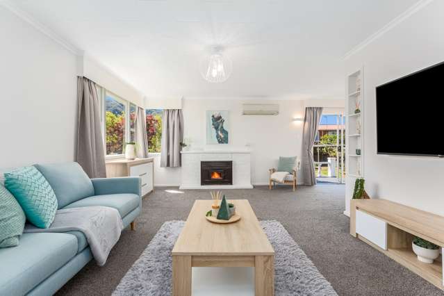 2 Monterey Place Totara Park_1