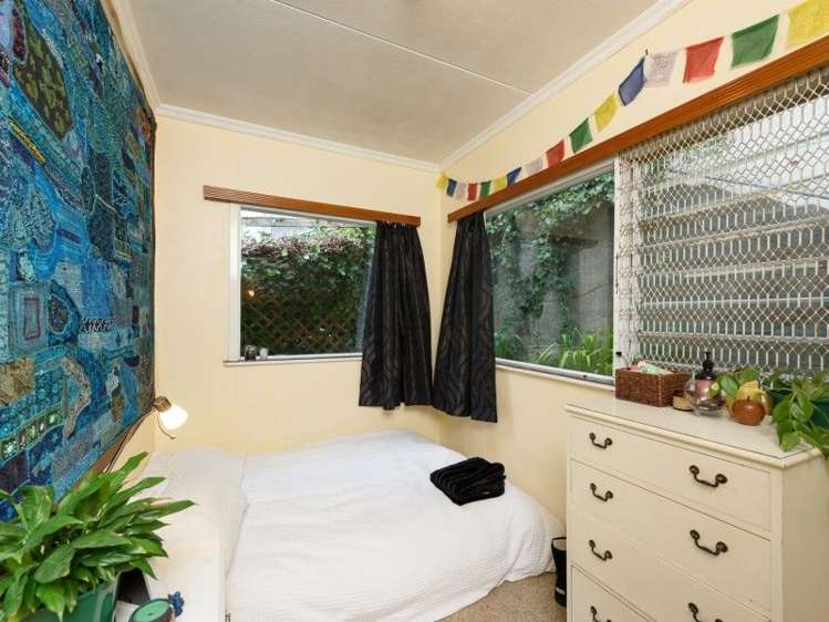 57 Hankey Street Mount Cook_12