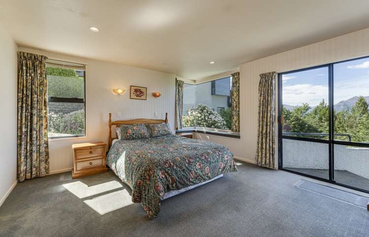 5 Edinburgh Drive Queenstown_13