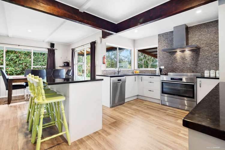 96 Hatton Road Awhitu_2