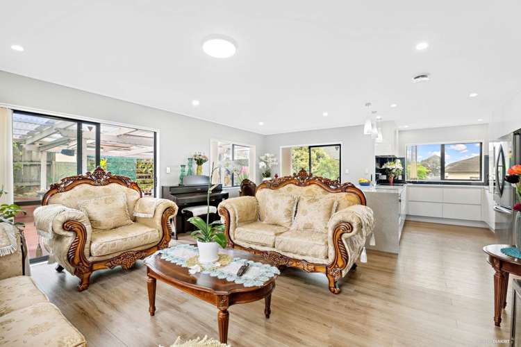 1/9 Mossop Rise Glenfield_2