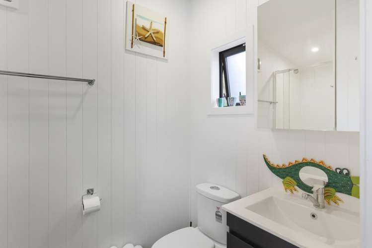 49 Walton Road Paraparaumu Beach_19