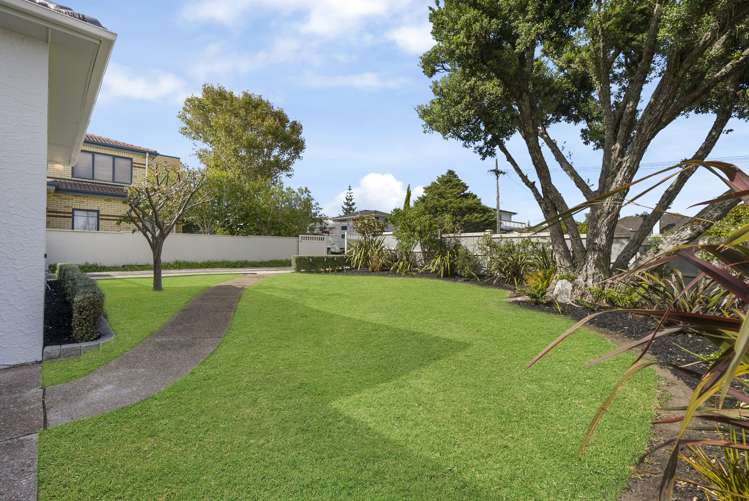 2/24 Francis Street Hauraki_27