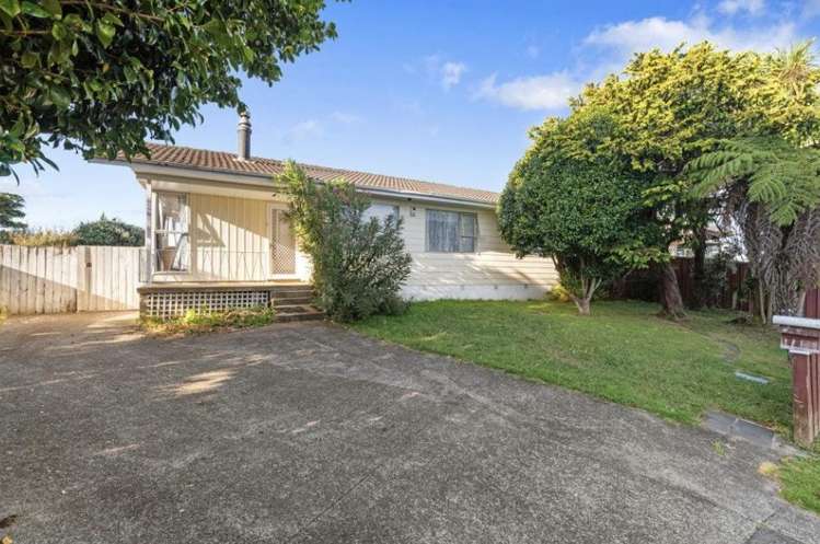 64 Sunlands Drive Manurewa_43
