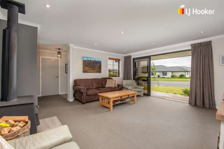 8 Carrick Place Mosgiel_3