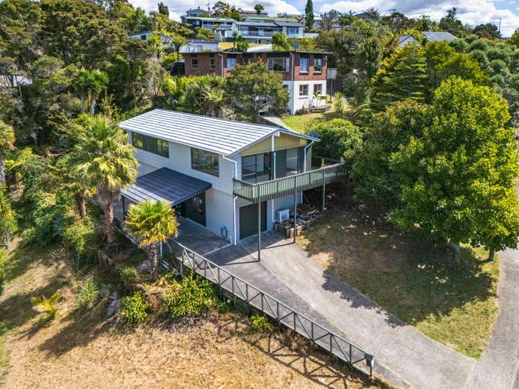 29 Noeleen Street Glenfield_2