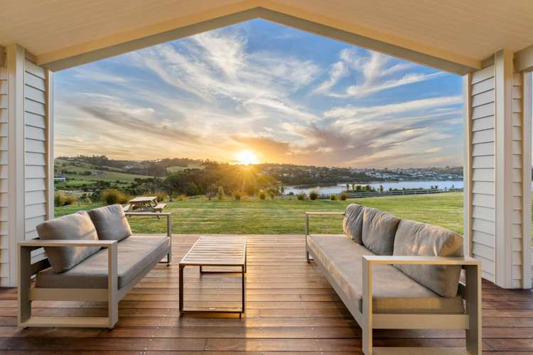 6 Kohatu Roa Way Mahurangi East_15