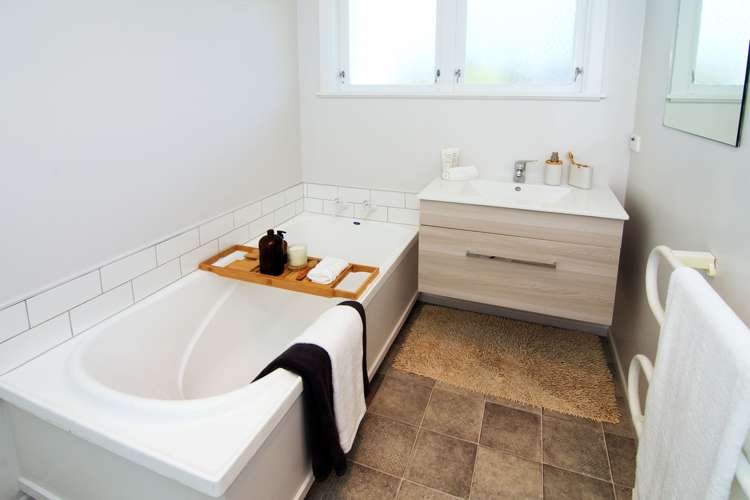 33 Puriri Crescent Masterton_12