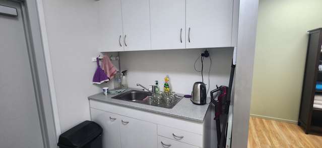 1A/16 Florence Avenue Orewa_4