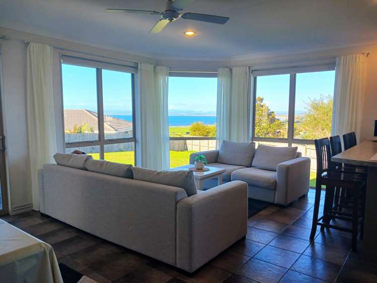 77 Bay Heights Drive_4