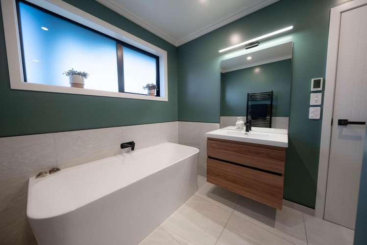 4 Acheron Way Te Anau_18