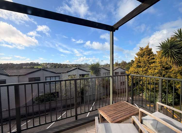 8/8 Flynn Street Birkdale_5