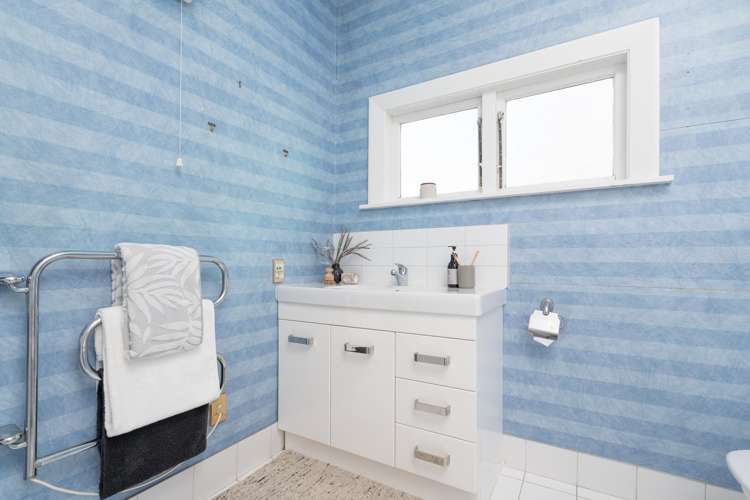 10 Albert Terrace St Martins_19