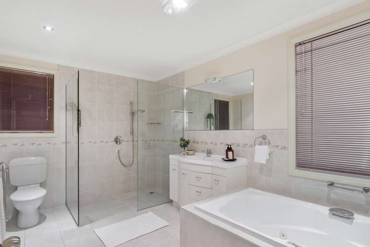 12 Aurora Avenue Welcome Bay_9