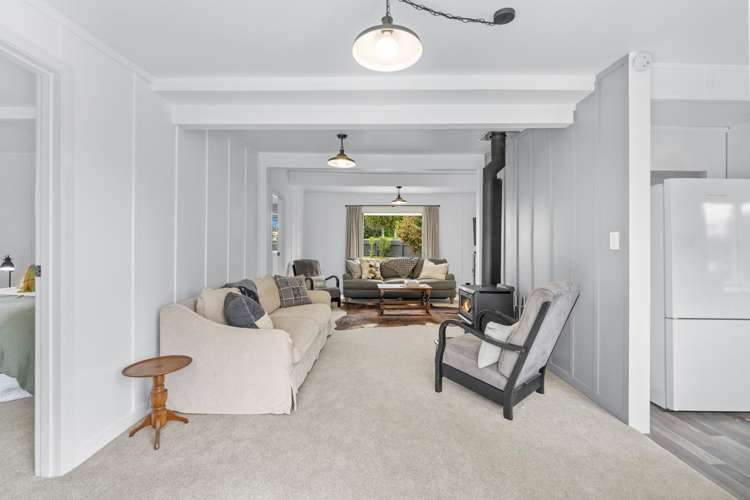 17 Lake Road Mangakino_7