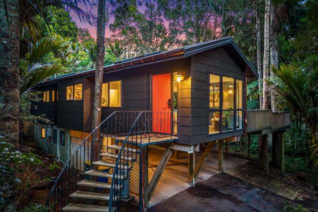 203 Scenic Drive Titirangi_4