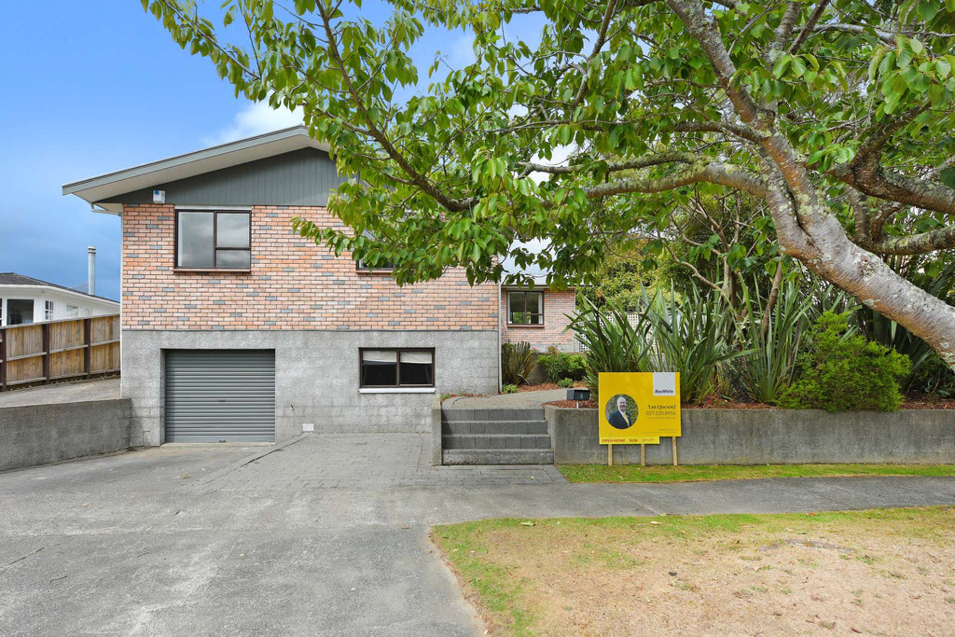 4 Montana Road Totara Park_0