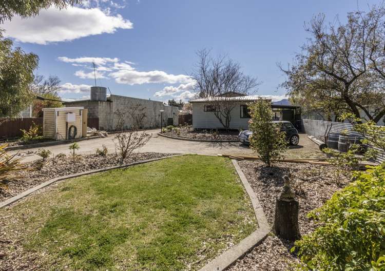 31 Main Road Luggate_22