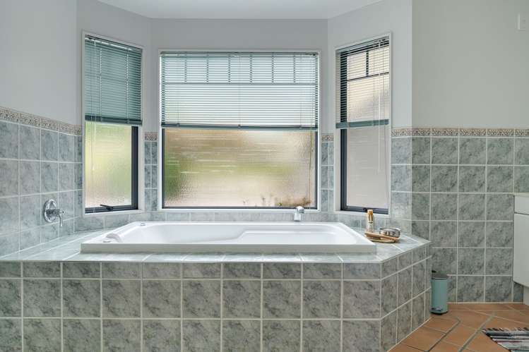 2 Sycamore Rise Tauriko_15