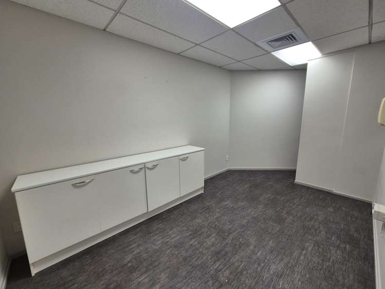 Level 1/288 Te Atatu Road Te Atatu_6