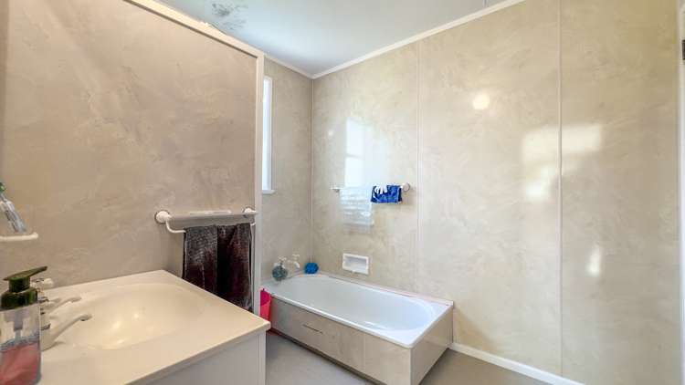 18 Kerepehi Town Road Kerepehi_10